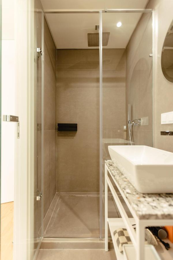 Trindade 19 Apartments - 3B Malvasia Lisbon Bagian luar foto